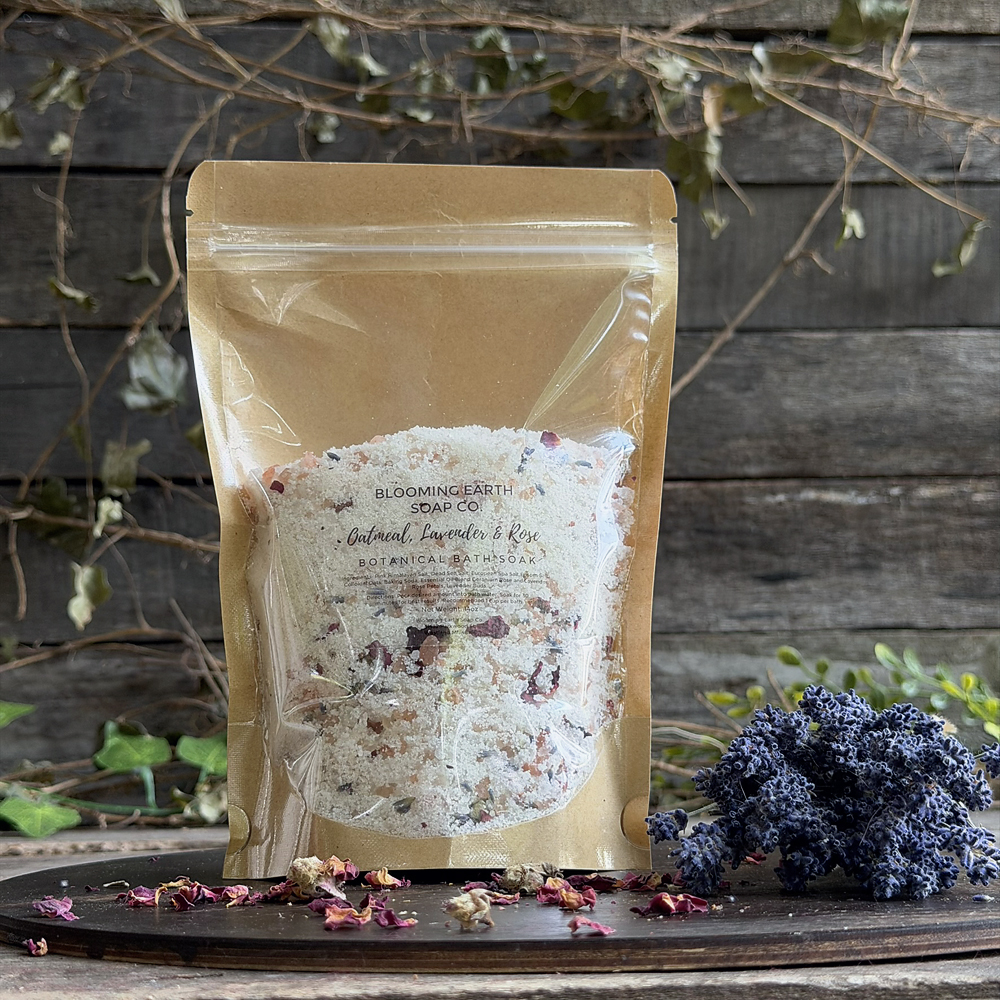 Oatmeal, Lavender & Rose Botanical Bath Soak - Image 3