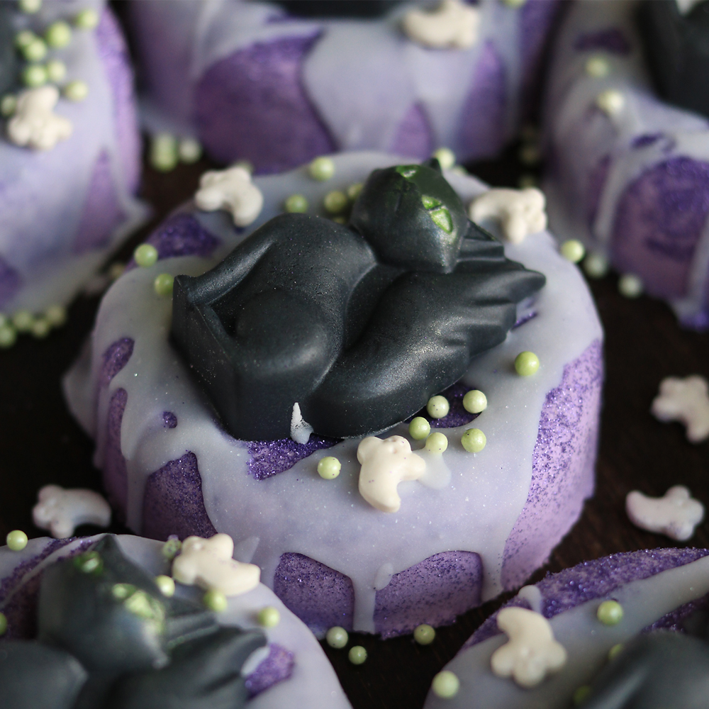 Berry Bewitching Bath Bomb - Image 2